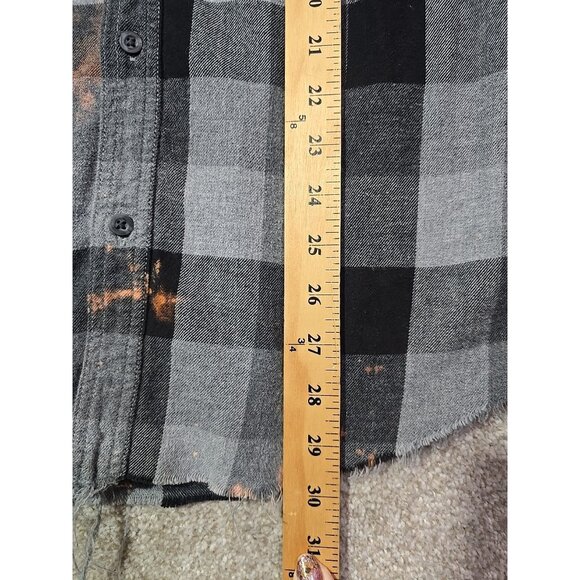 OOAK Upcycled Flannel Shacket Shirt Five Finger Death Punch FFDP Boyfriend Fit L - Picture 5 of 13